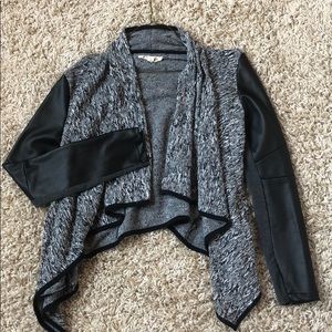 Olive and Oak faux leather sleeve cardigan